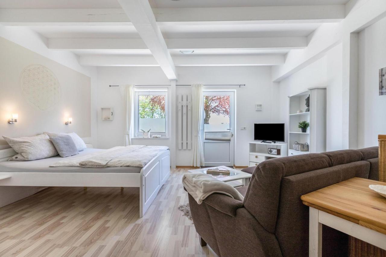 Denkerhof Apartment Bergkristall Reußenköge Esterno foto